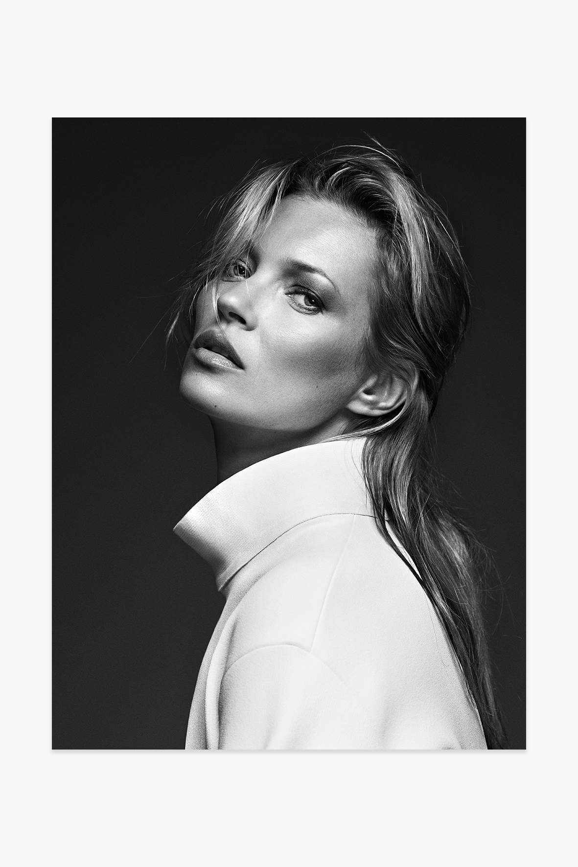 Bryan Adams - Kate Moss, White Coat