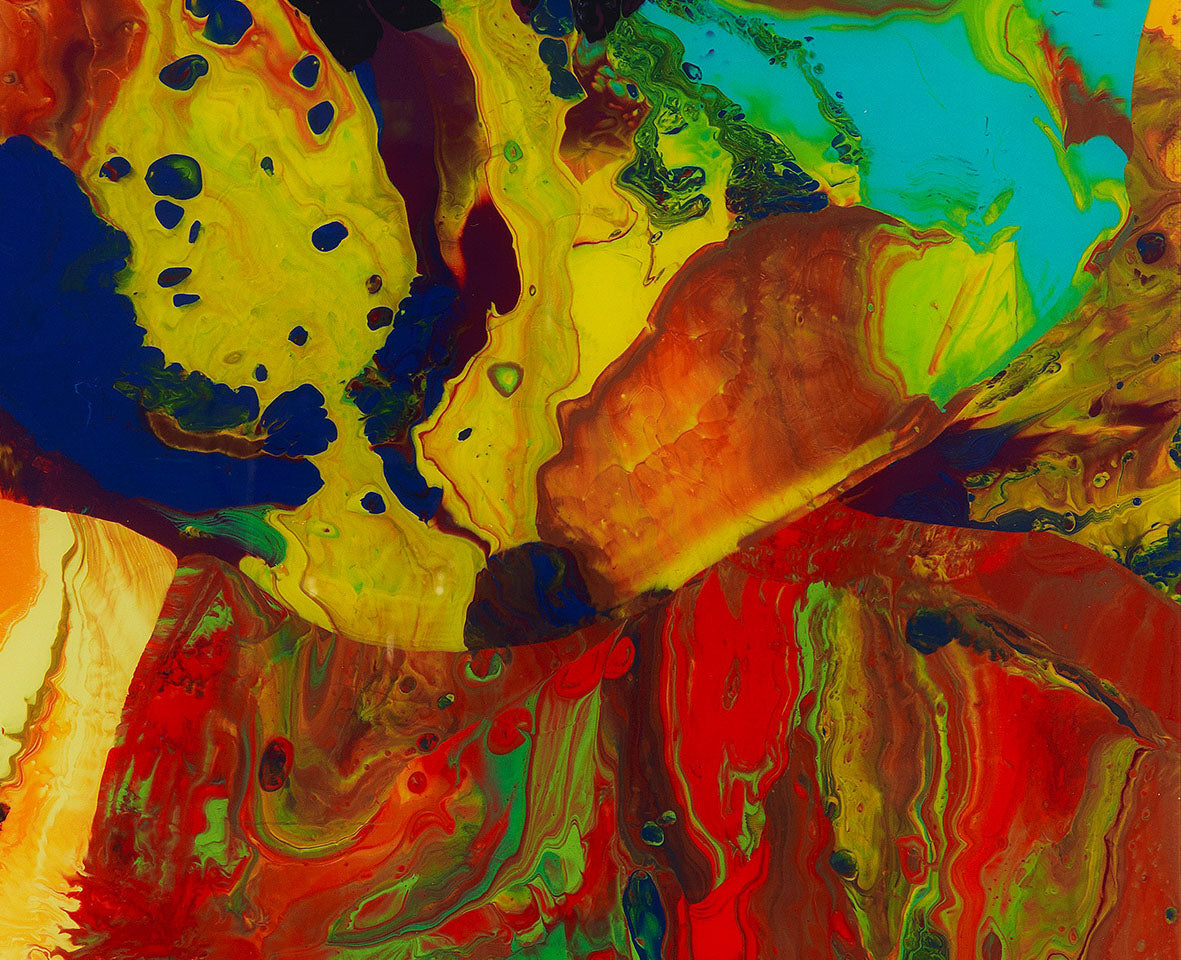 Detail des Kunstwerks Bagdad P9 von Richter – wirbelnde gelbe, rote und blaue Farbschichten.