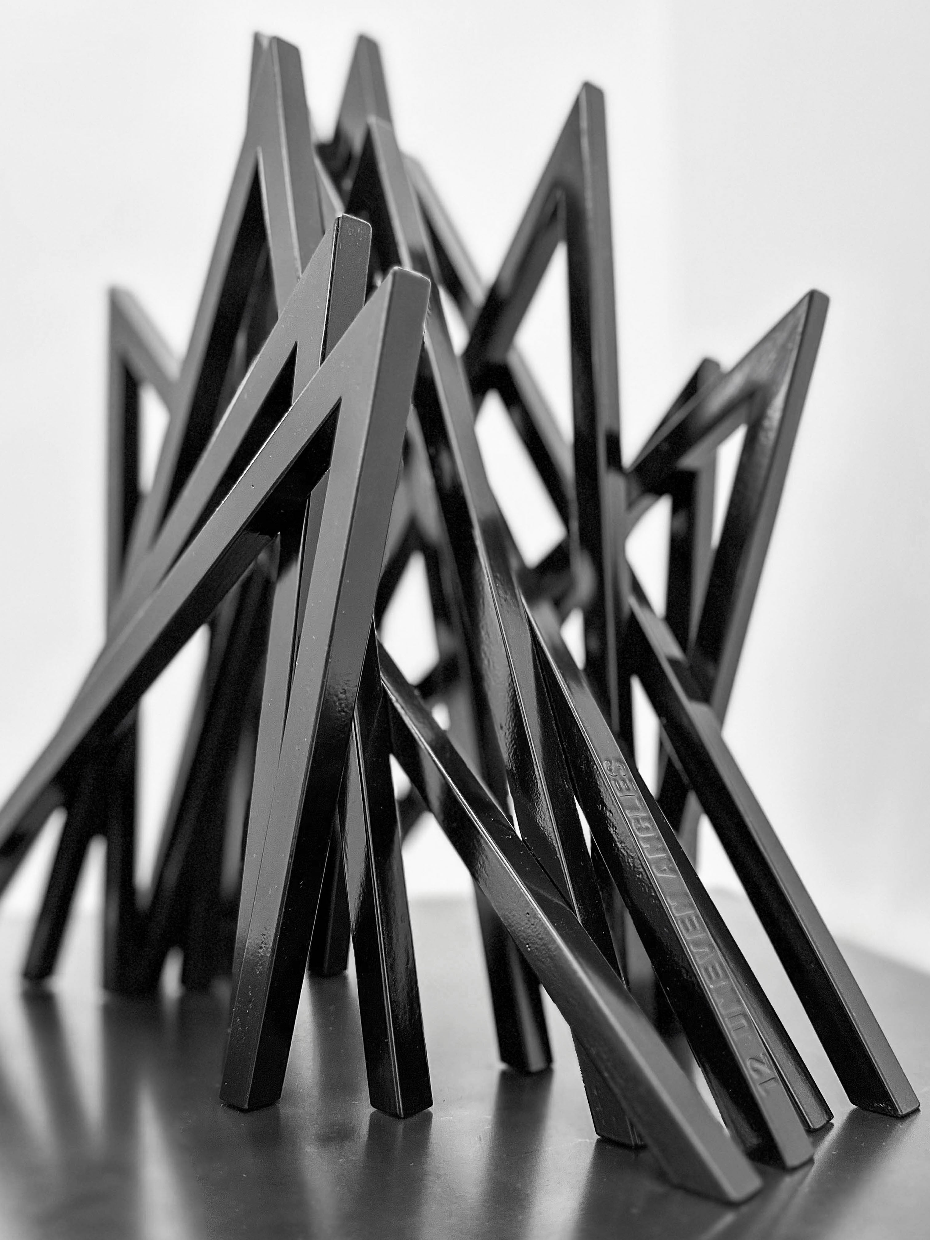 Bernar Venet - 12 Uneven Angles