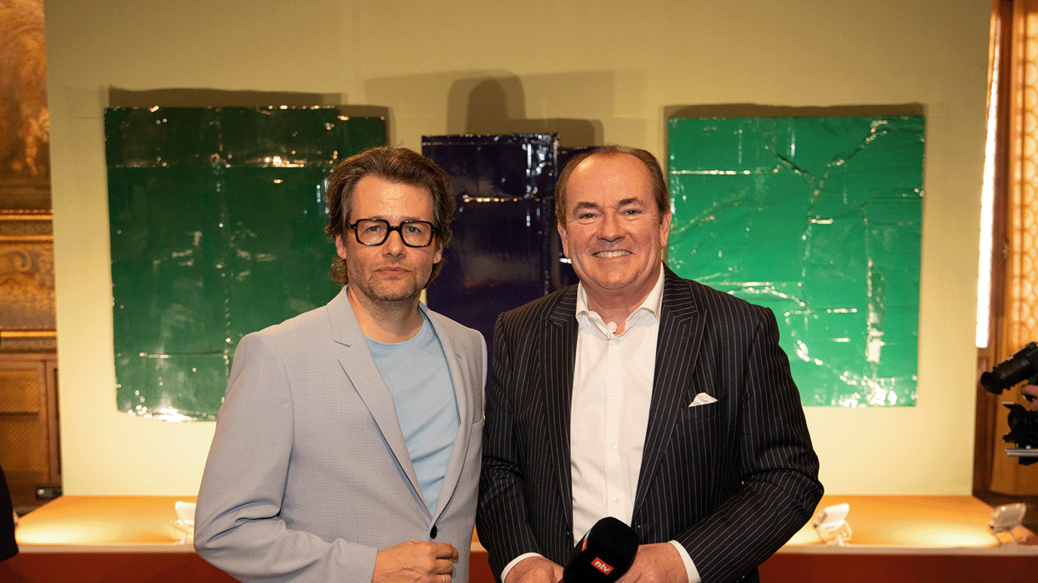 Vernissage_Bernar_Venet_-071.png